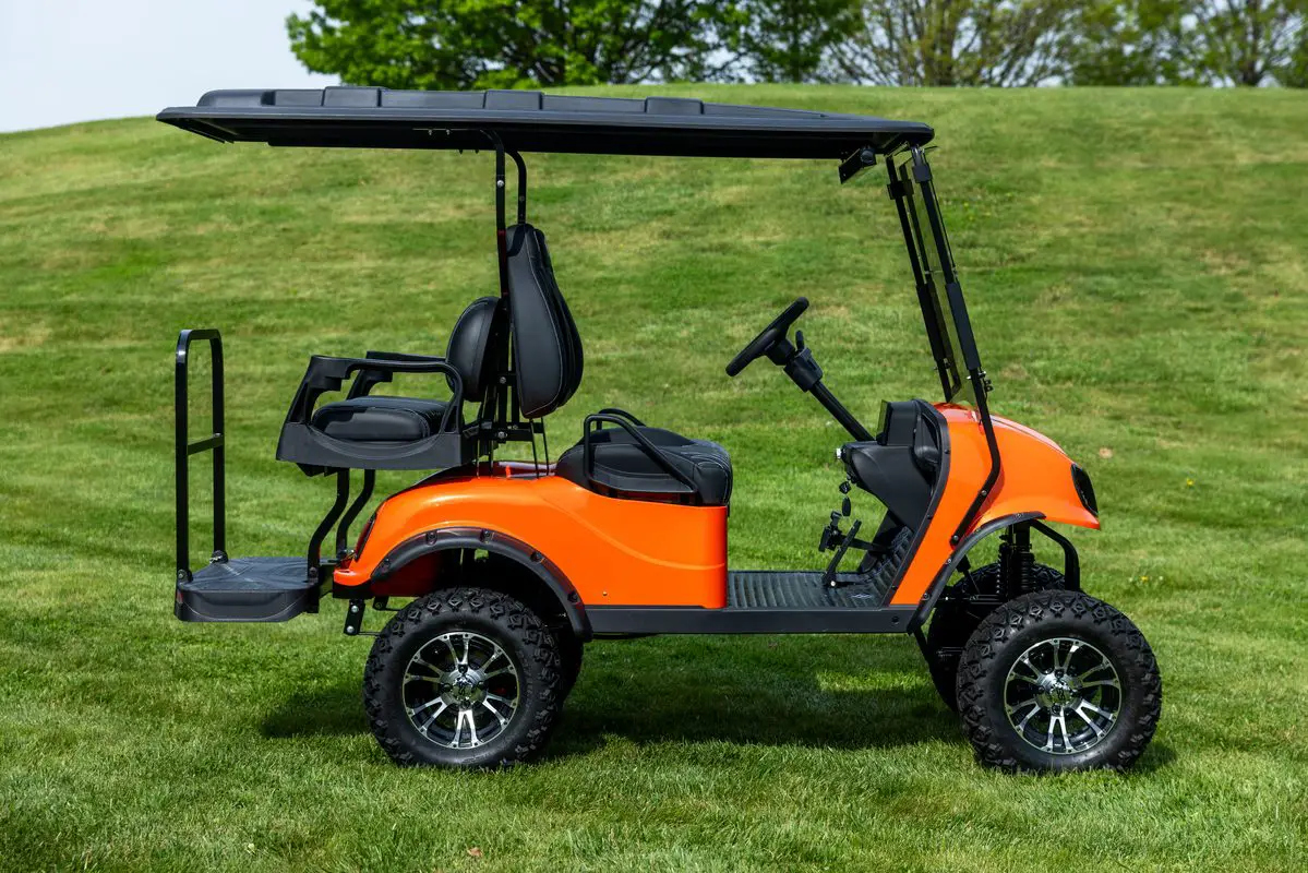 Golf cart